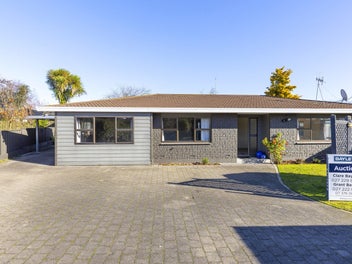 Location, lifestyle and easy care living