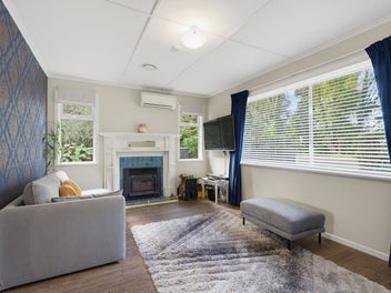 Energy-efficient, Double-Glazed & Fully Insulated!