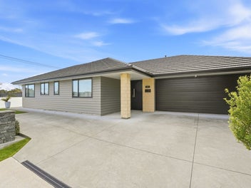 Modern Home Outstanding Presentation