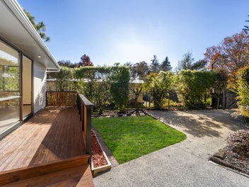 Top Renovation, Highly Motivated Seller!