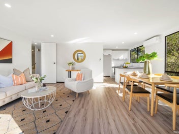 Top Renovation, Highly Motivated Seller!