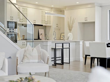 Spacious Family Living in Long Bay