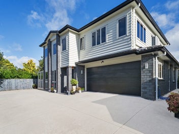 Contemporary Comfort meets convenience