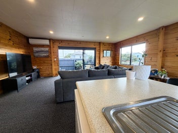 Easy-Care, Well-Maintained - Simple!