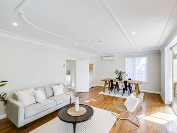 Beautifully Presented - Very Private