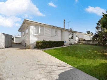 Freehold & Hospital Location + Bonus Cabin!