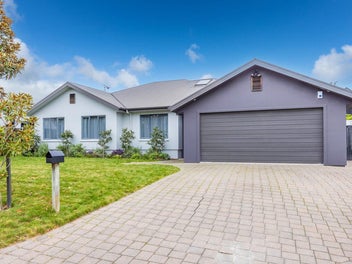 Cul-de-Sac Prestige Needs New Family