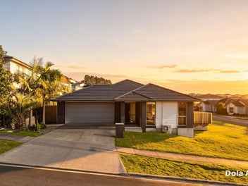 Sun, Space - Premium Family Living in Millwater