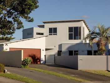 Modern Beach Living in Royal Palms