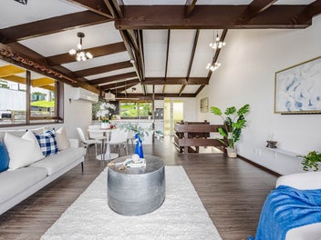 Cute, Cozy & Calling Your Name!