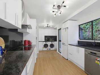 HARD WORK DONE! MOVE IN AND ENJOY! RV $730K