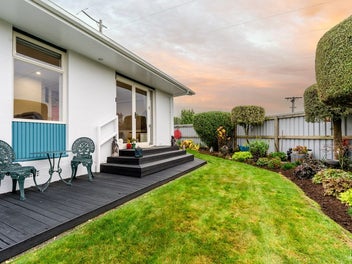 2nd time on the market and must be SOLD!