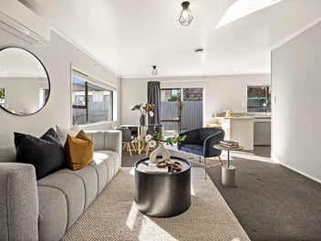 Effortless Style, Exceptional Convenience