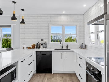 Modern Living with Rural Views