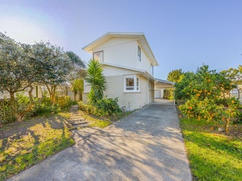 Coastal living in sought after Haumoana