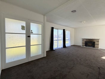Fresh, renovated, and right by the Lake