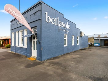 Versatile commercial opportunity