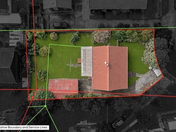 Must sell! 706m² Central Goldmine