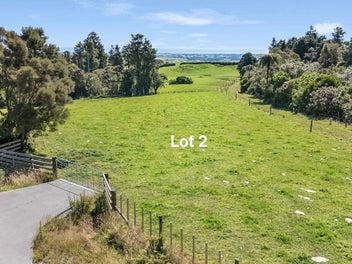 Elevated Bare Land with Ocean and Mountain Views!