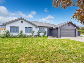 Cul-de-Sac Prestige Needs New Family