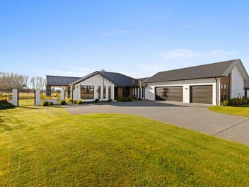 New Build Complete, This Home Must Go!