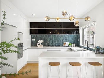 FREEHOLD MODERN FAMILY LIVING WITH SPACE, VIEWS