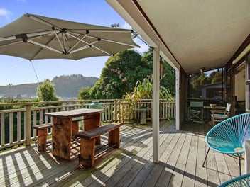 Tranquil Bush Retreat with Stunning Views.
