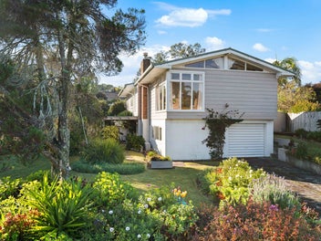 30+ YEARS OF OWNERSHIP! WE'RE LEAVING AUCKLAND!