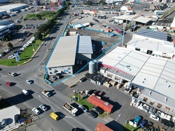 Image 1 of 8