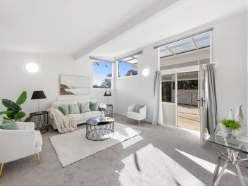 Renovated, Sunny, Full Site