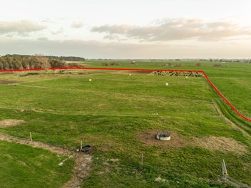 21 Acres of opportunity