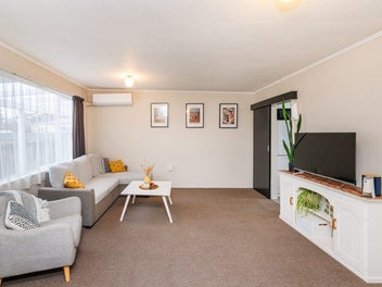 Smart Buying in Sought-After Roslyn