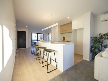 Brand New | End Unit | Move In Ready