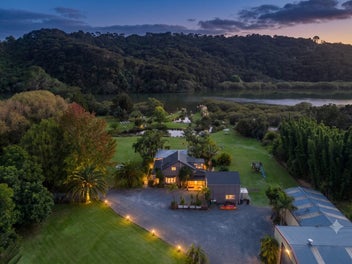 Yorke Road, Paihia