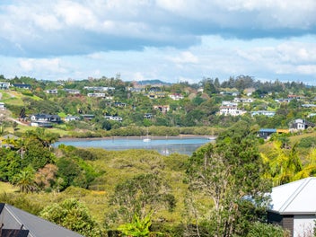 Beautiful Riverview Home - Priced to Sell