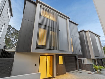 Luxury Living on Takapuna's Golden Mile