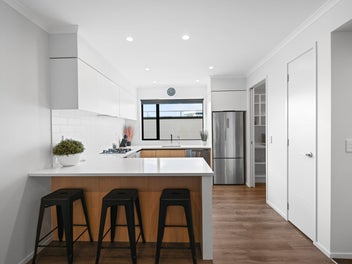 Modern Living - Multiple Possibilities