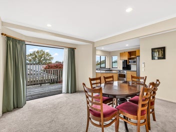 Easy Living in a Handy Te Awamutu Location
