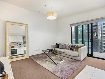 Penthouse with Water Views By Britomart
