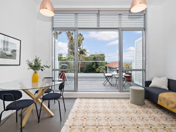 Low Entry, Strong Returns. 500m to Ponsonby Rd.