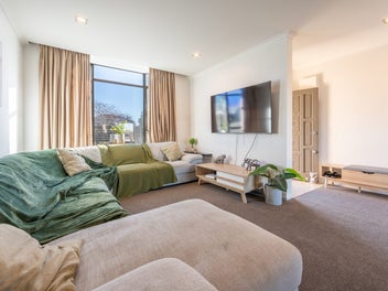 Indoor Comfort, Outdoor Connection