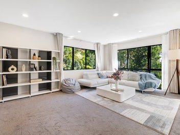 Must Be Sold - Double Westlake Zone!