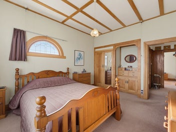 Character, Convenience & Comfort on Wigan Street