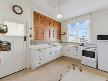 Character, Convenience & Comfort on Wigan Street