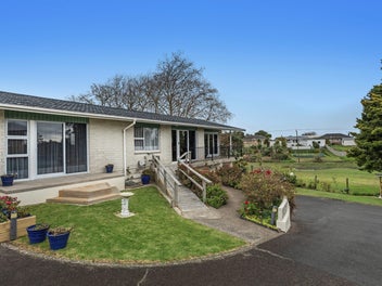 Priced To Sell - Just Walk in and Live