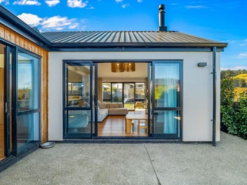 Near New, Stylish Living - not yet under offer