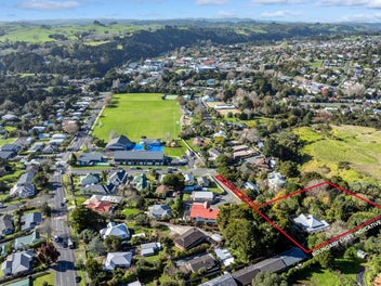 Iconic Warkworth villa, restore, develop or both