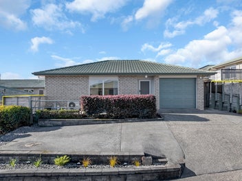 Image 1 of 18