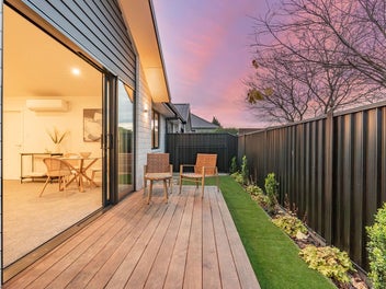 Spacious & modern & convenient