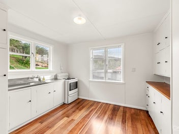 WELCOME TO 14 BULLER GROVE, NAENAE